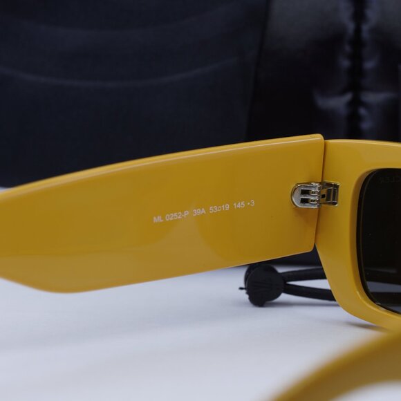 Final Price! Moncler ML0252-P 39A Sunglasses - Picture 6 of 9